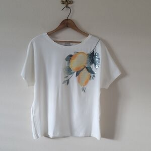 NWT Chico's Sequin Lemon Tree White Short Sleeve Tee Size Large